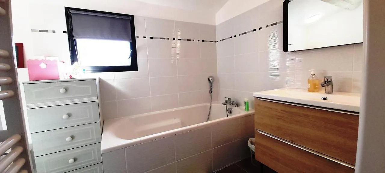 Villa Sandrine, Confortable Et Cosy Proche D'Aix En Provence Meyrargues Francia